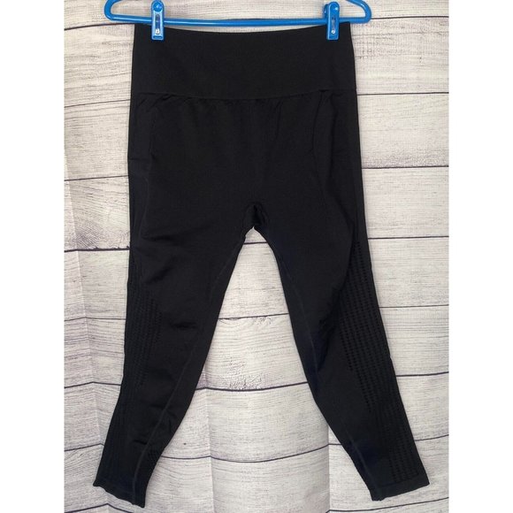 Women's Fabletics black leggins size small - Picture 1 of 3